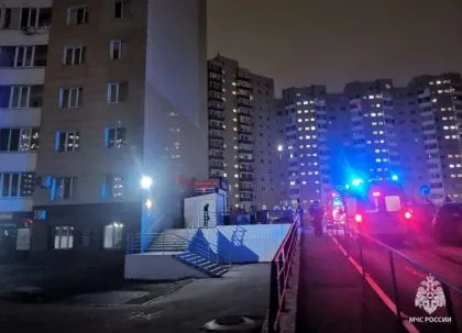 В Сургуте ночью горела квартира на 13-м этаже высотки